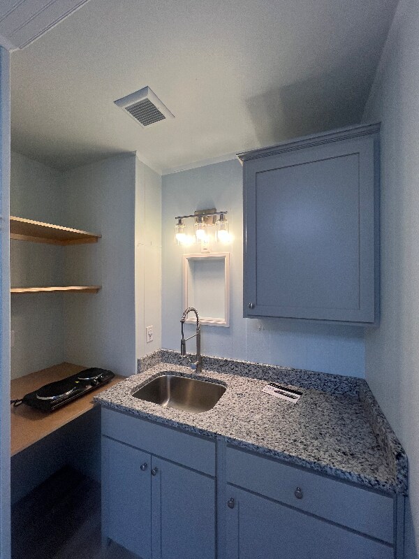 Building Photo - 101 E Main St