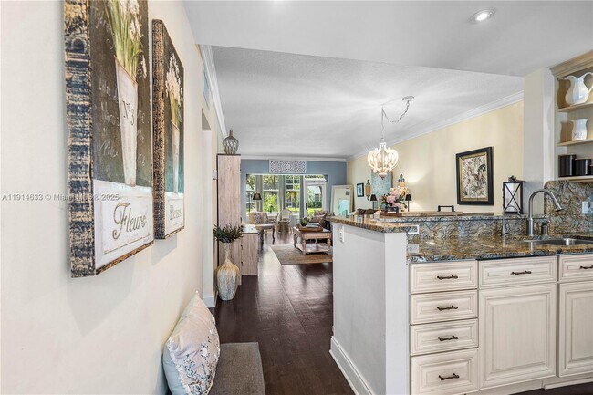 Building Photo - 1501 S Ocean Blvd