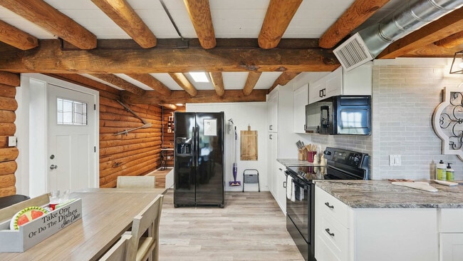 Building Photo - 205 Bravo Rd