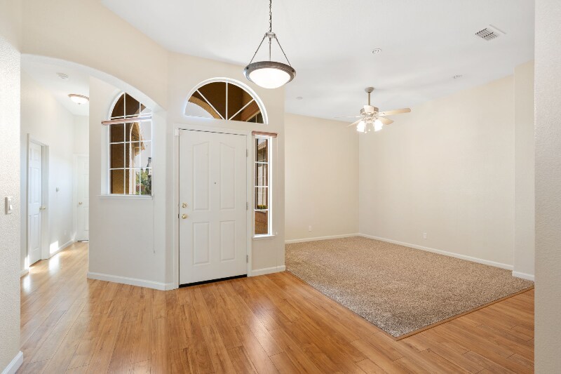Building Photo - 2347 Amber Falls Dr