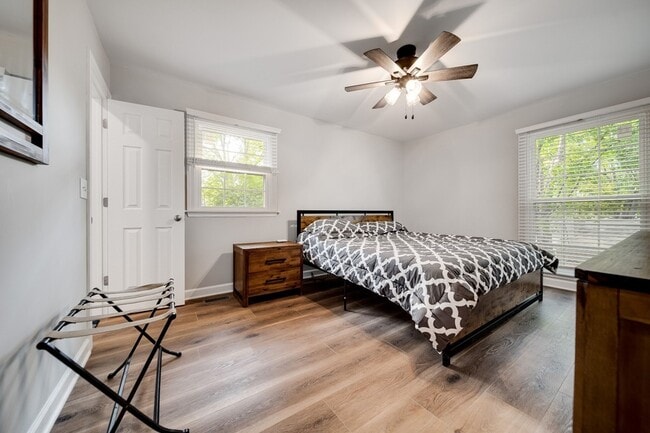 Building Photo - 1015 Craig St