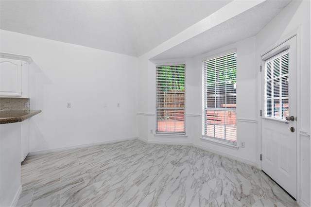 Building Photo - 305 W Mill Valley Dr