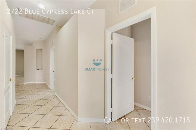Building Photo - 2722 Blue Cypress Lake Ct