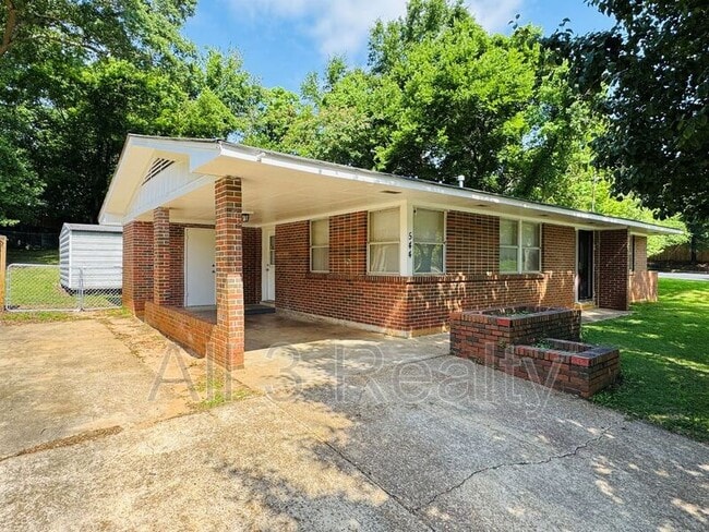 Building Photo - 544 Green Ridge Rd