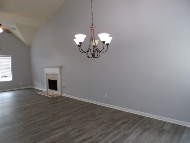 Building Photo - 53 Ferguson Dr