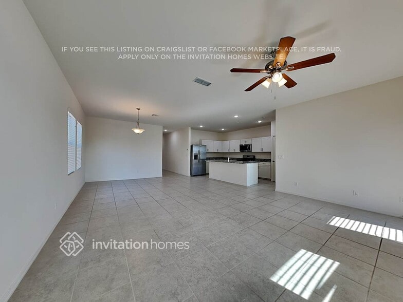 Building Photo - 19363 W Hazelwood St