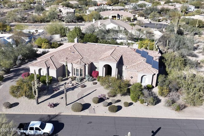 Building Photo - 6938 E Lomas Verdes Dr