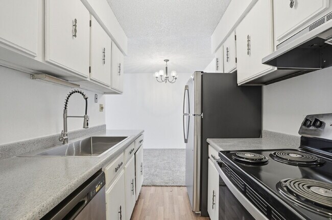 Building Photo - $1,195.95 - 1 Bed, 1 Bath Condo in Denver with Outdoor Patio Space