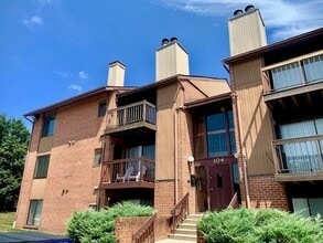 Building Photo - Renovated all new!! - Open Concept.  Top Level Condo. Close to BWI, Ft. Meade & NSA.
