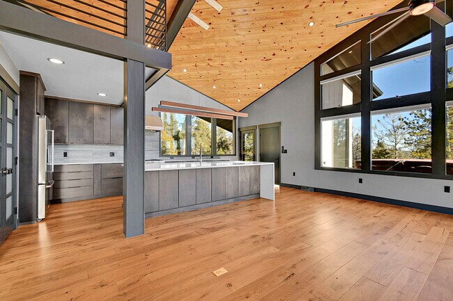 Building Photo - 11845 US Hwy 285