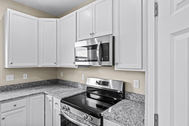 Building Photo - 112 Lambert Fld