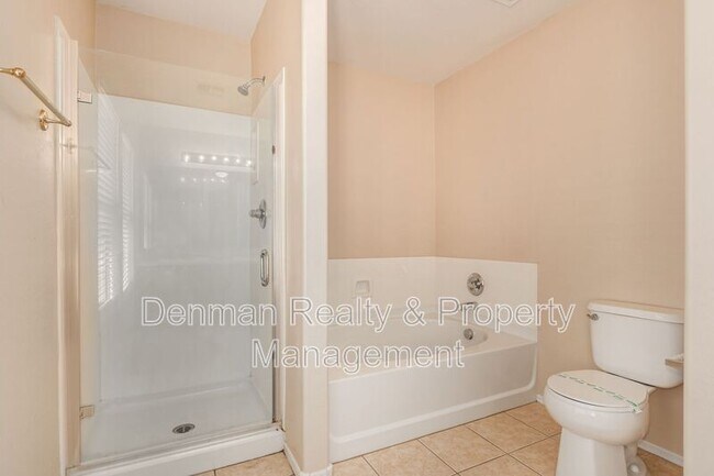 Building Photo - 6316 W Branham Ln