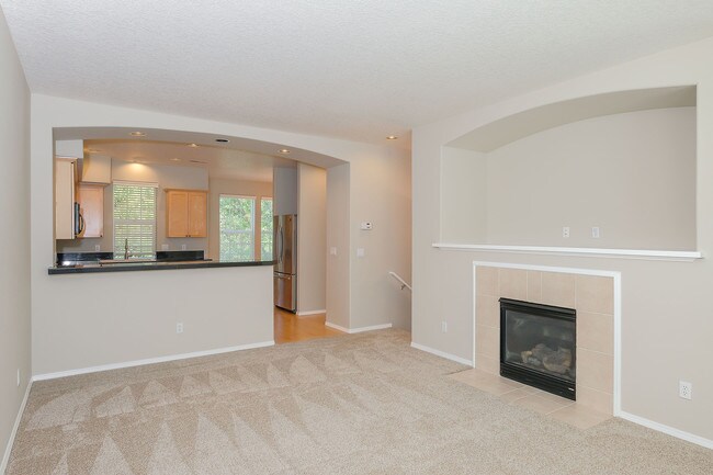 Building Photo - 5809 NE Orenco Gardens Dr