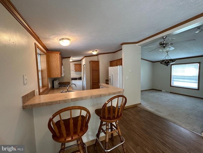 Building Photo - 3073 Table Rock Rd