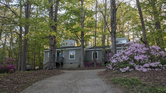 Primary Photo - 4700 Cornwall Pl