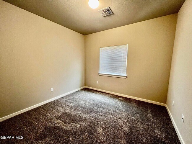 Building Photo - 14740 Mike a Mendoza Ave