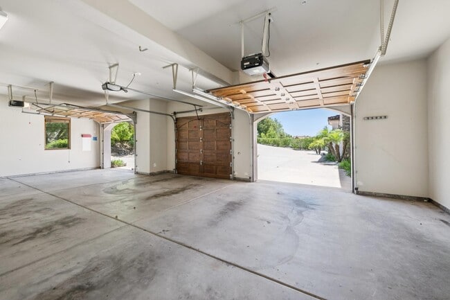 Building Photo - 8049 Camino De Arriba