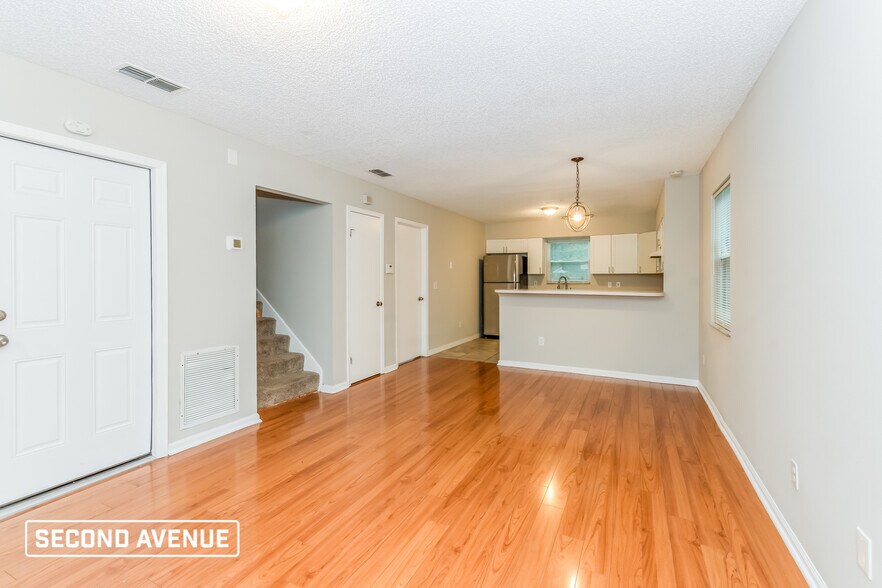 Building Photo - 6128 Key Hollow Ct