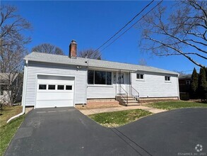 Building Photo - 17 7th Ave