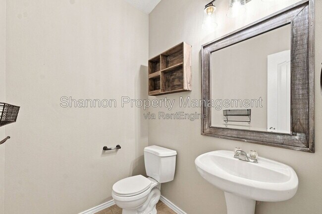 Building Photo - 18810 Lantern Cove Ln