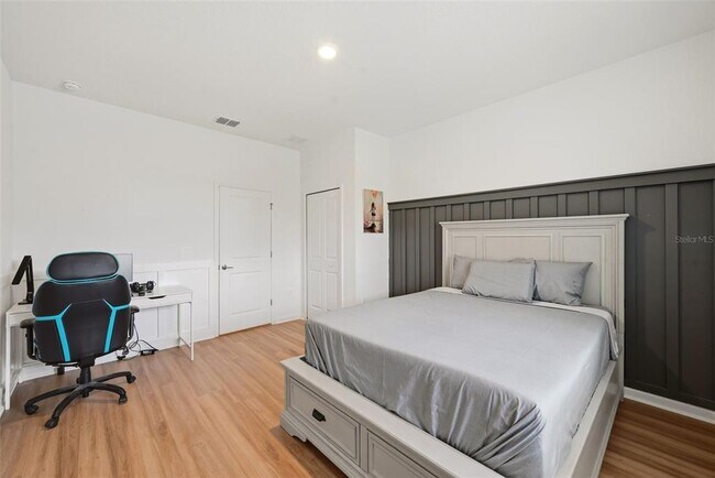 Building Photo - 16448 Parable Wy