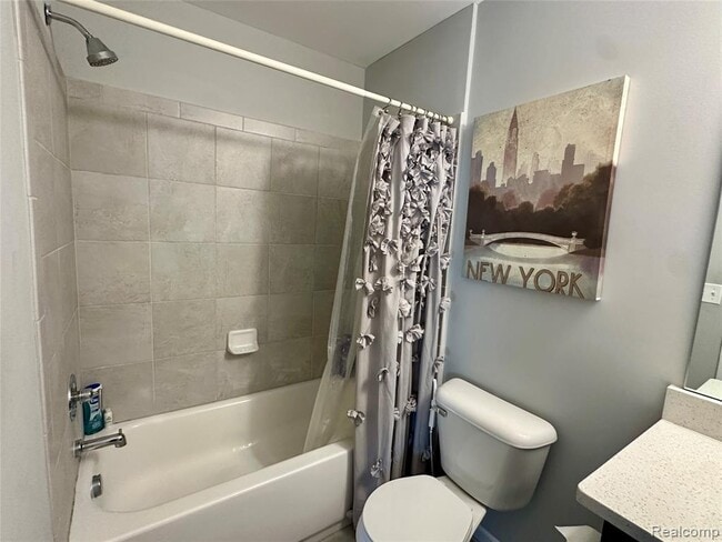 Building Photo - 2500 Normandy Rd