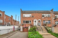Building Photo - 74-16 85th Rd