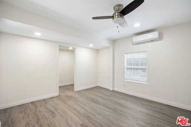 Building Photo - 1342 Mohawk St