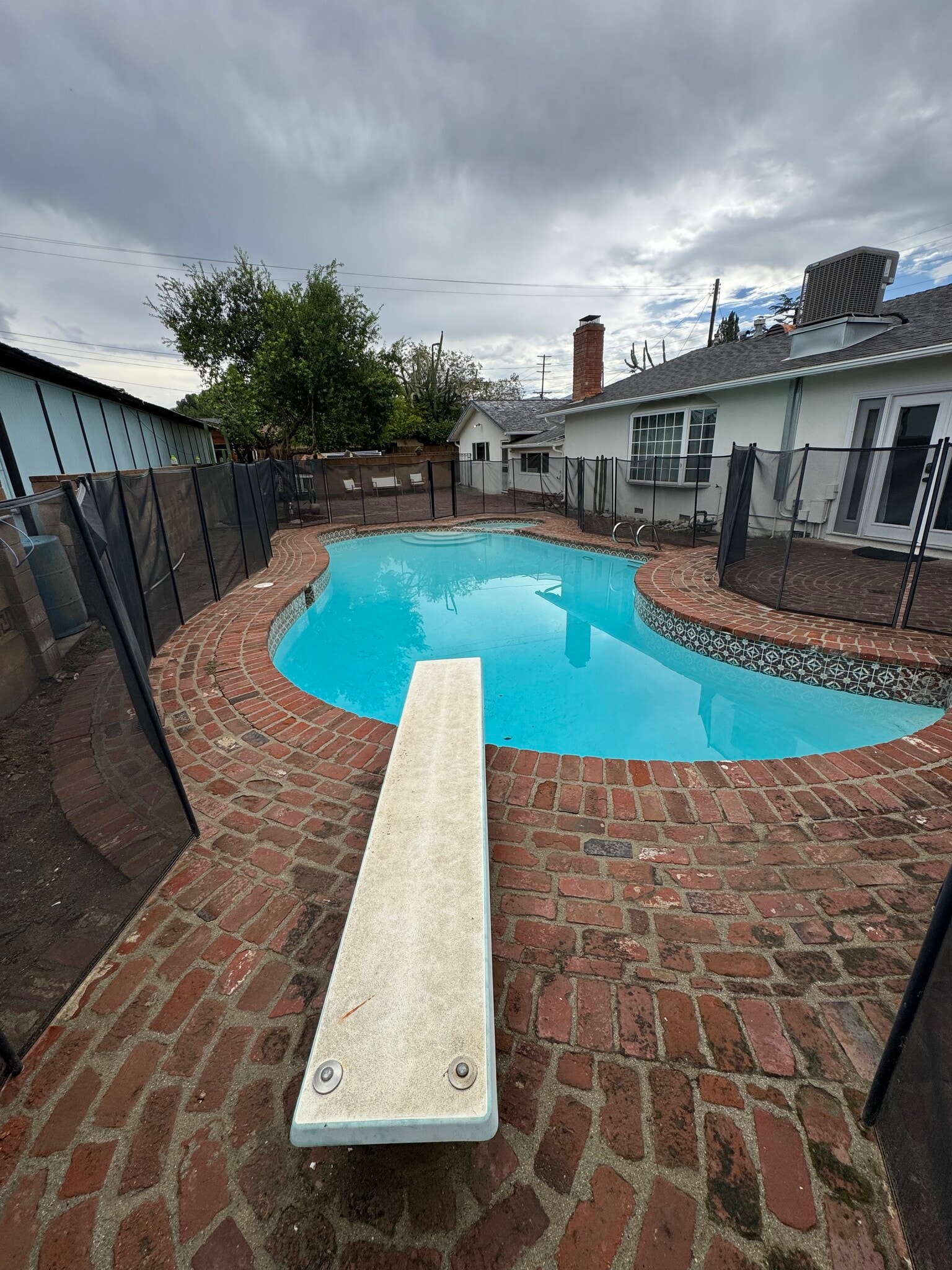 Pool - 11305 Sheldon St