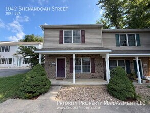 Building Photo - 1042 Shenandoah St