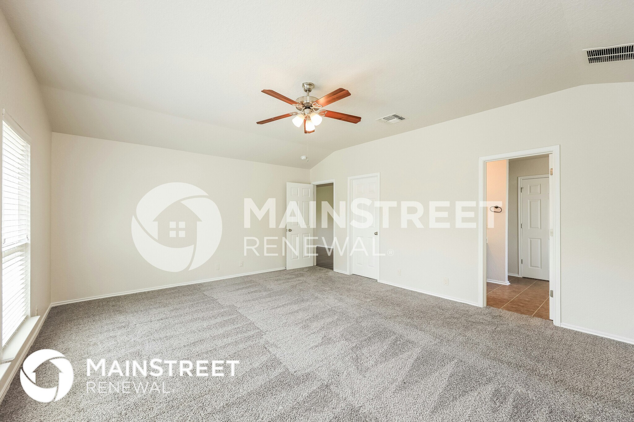 Building Photo - 12151 Karnes Way