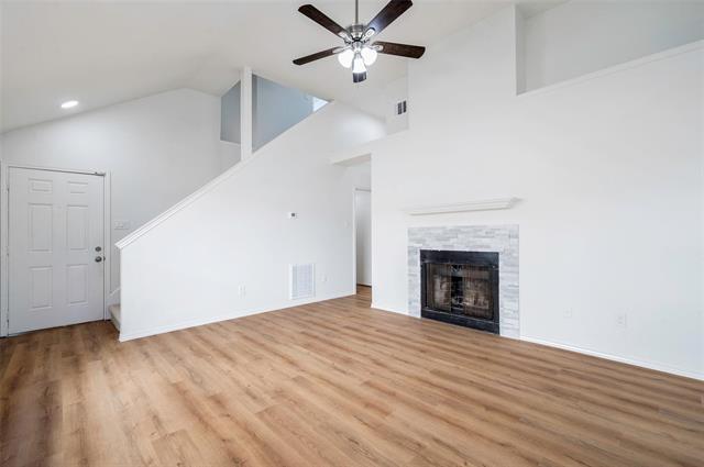 Building Photo - 918 S Old Orchard Ln