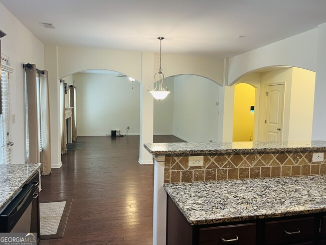 Building Photo - 369 Cliffhaven Cir