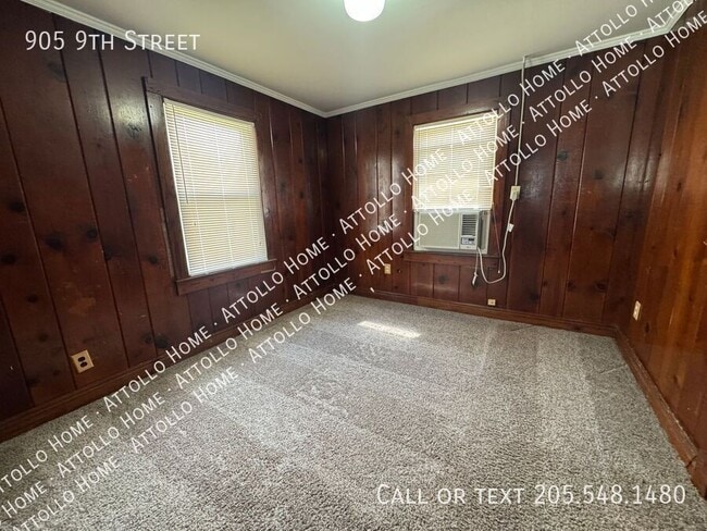 Building Photo - 905 9th St