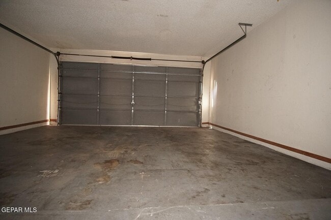 Building Photo - 1587 Bengal Dr
