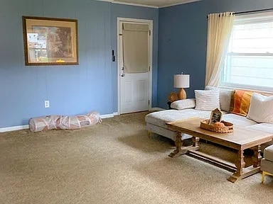 Building Photo - 303 Franklin St