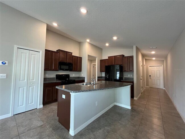 Building Photo - 7211 Ozello Trail Ave