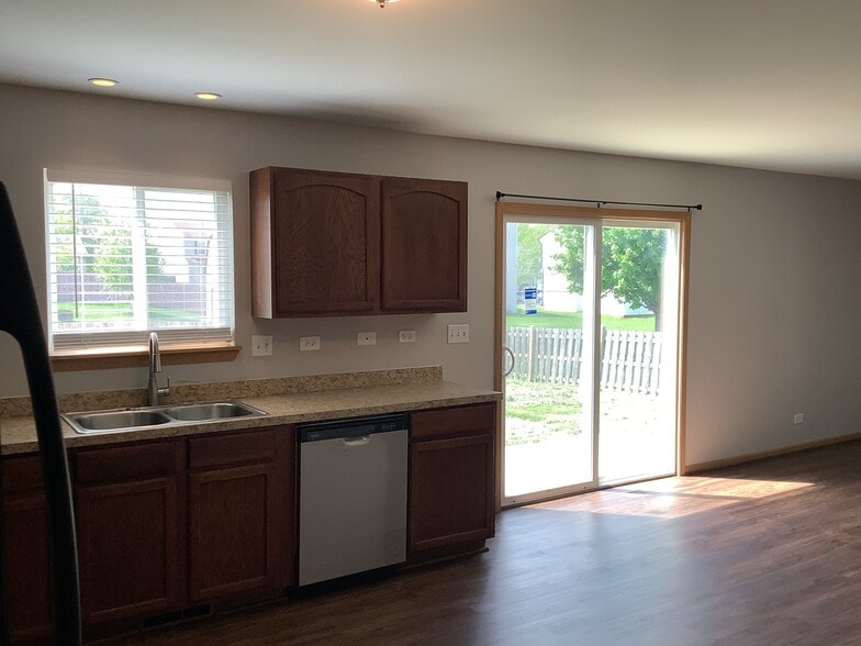 Building Photo - 1689 Winterwheat Dr