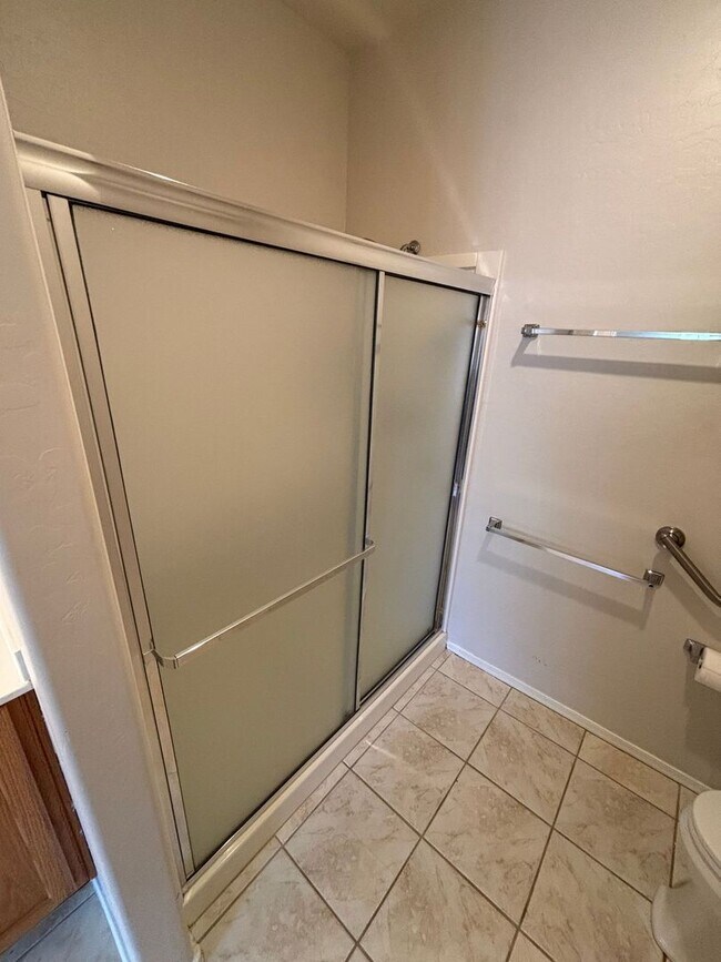 Building Photo - Charming 2-Bed Retreat with Covered Patio in Solera 55+