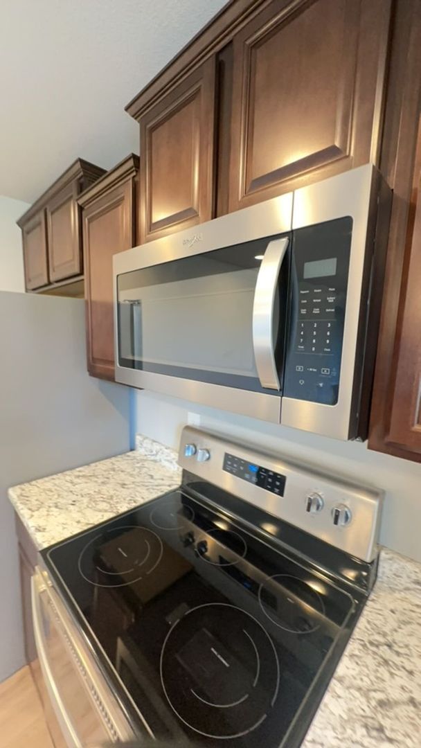Building Photo - Newer home! 4 bedrooms! 2 Car! AC!