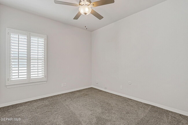 Building Photo - 2505 Mike Price Dr