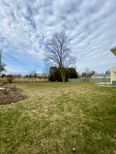 Building Photo - 2126 N 23rd St