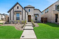 Building Photo - 2600 Chester Dr