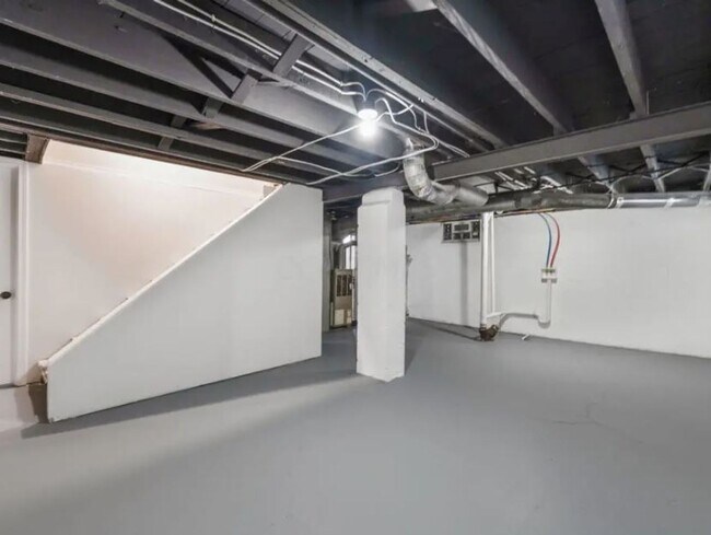 Building Photo - Cape Cod Style 4 Bedroom Home - Newly Remodeled with a Partially Finished Basement!