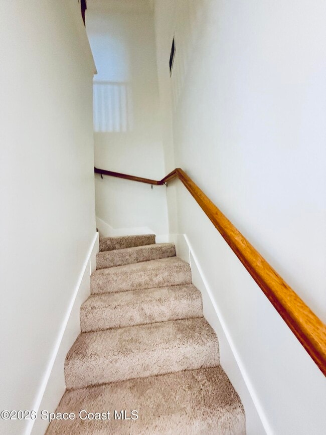 Building Photo - 860 Vignoles NE Ave