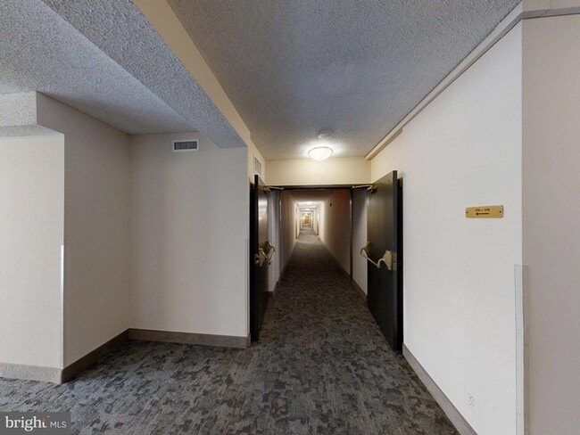 Building Photo - 5505 Seminary Rd