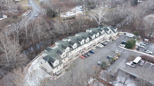 Building Photo - 793 Federal Rd