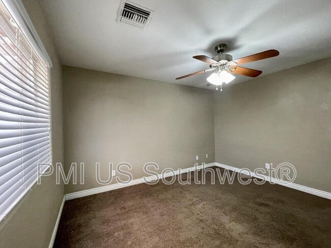 Building Photo - 2317 Acoma Pl