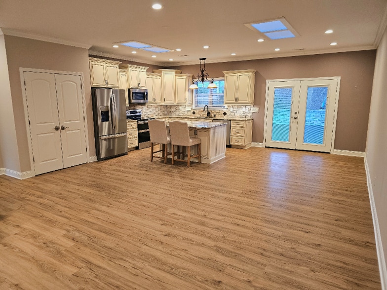 Building Photo - 261 Wrenwood Ct