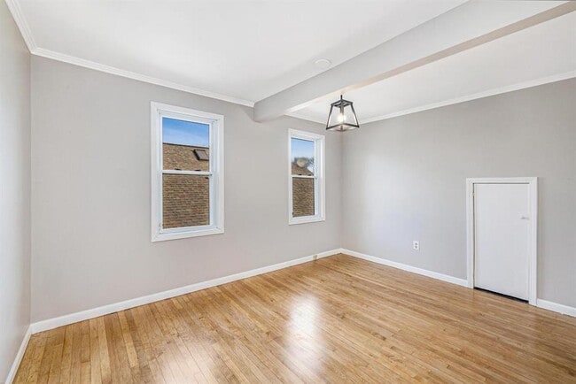 Building Photo - 1500 E Kensington Blvd